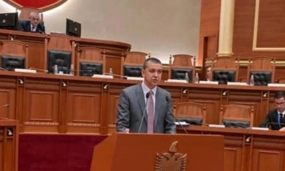Βουλευτής των Σλαβομακεδόνων: Να αφαιρεθεί το ‘Σλάβο-’ από την εθνικότητά μας